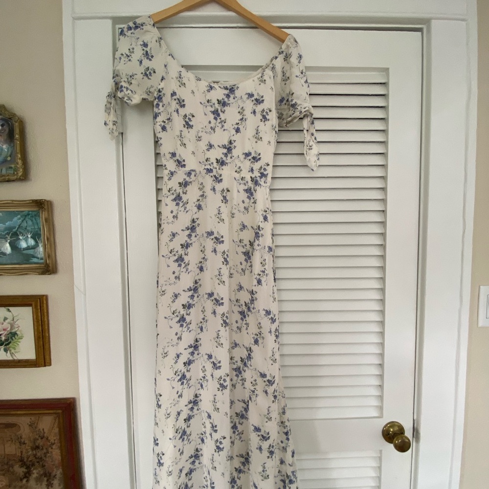 Reformation Amsterdam Dress Blue and Cream Floral 4